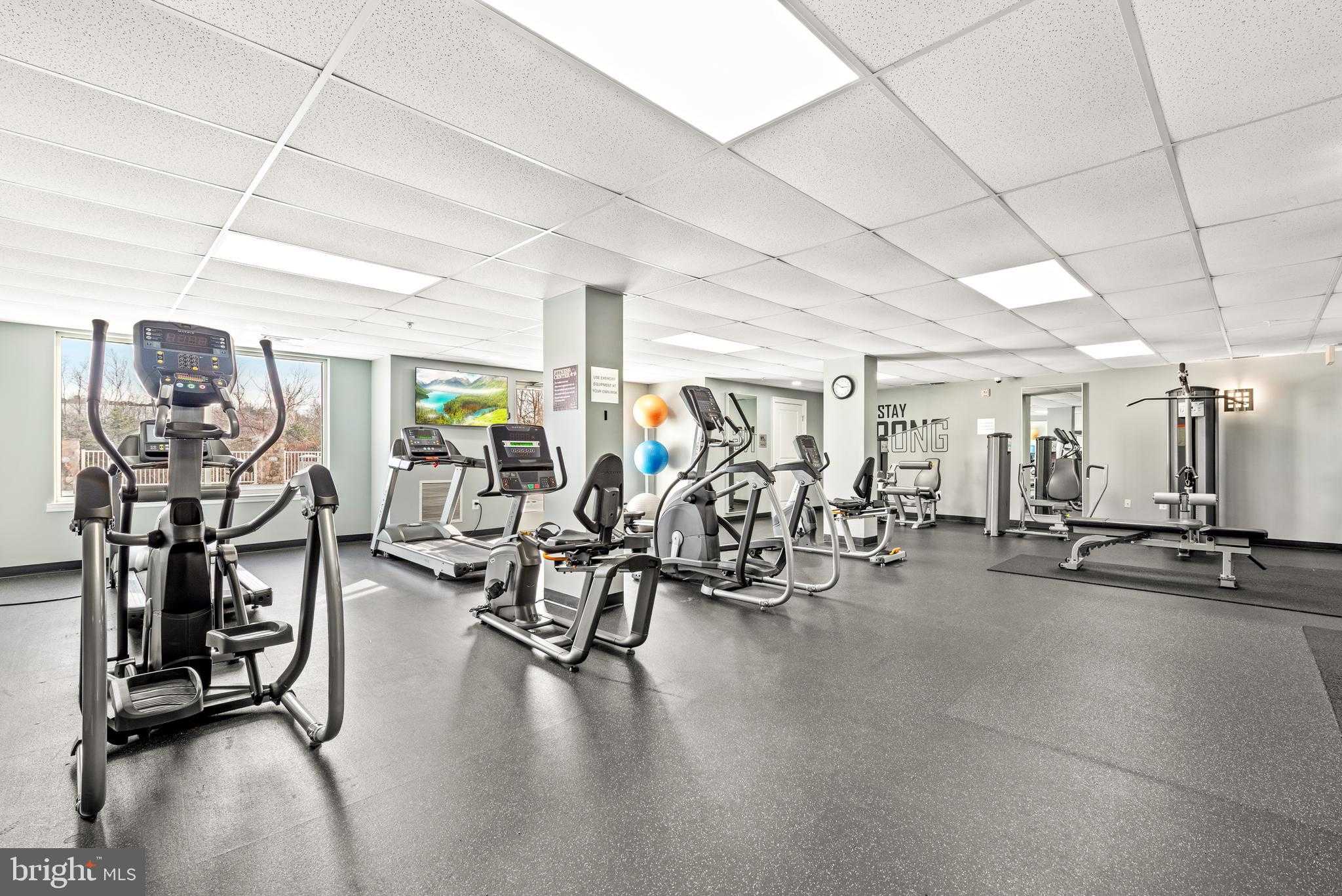 6301 Edsall Rd Unit 424 photo 29