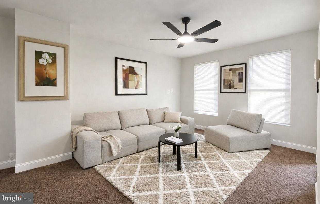 724 E 35th St photo 5