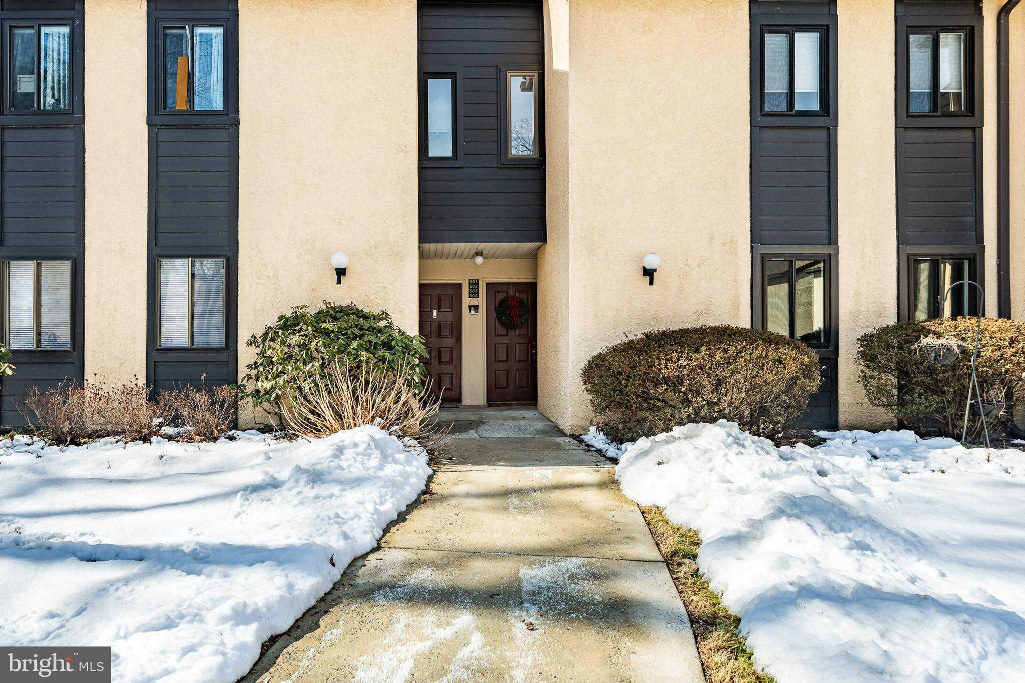 503 Painters Xing photo 2