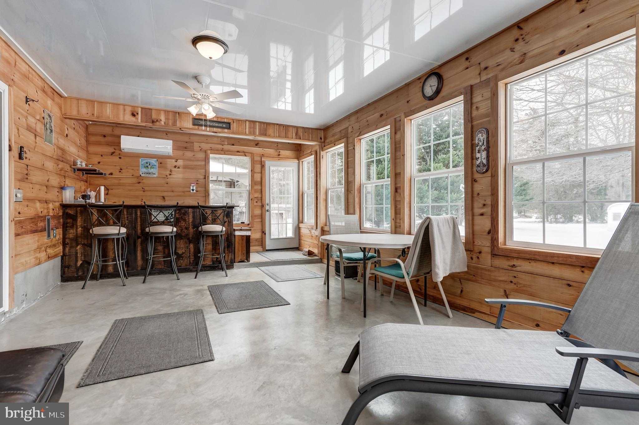 225 Lakeview Dr photo 34