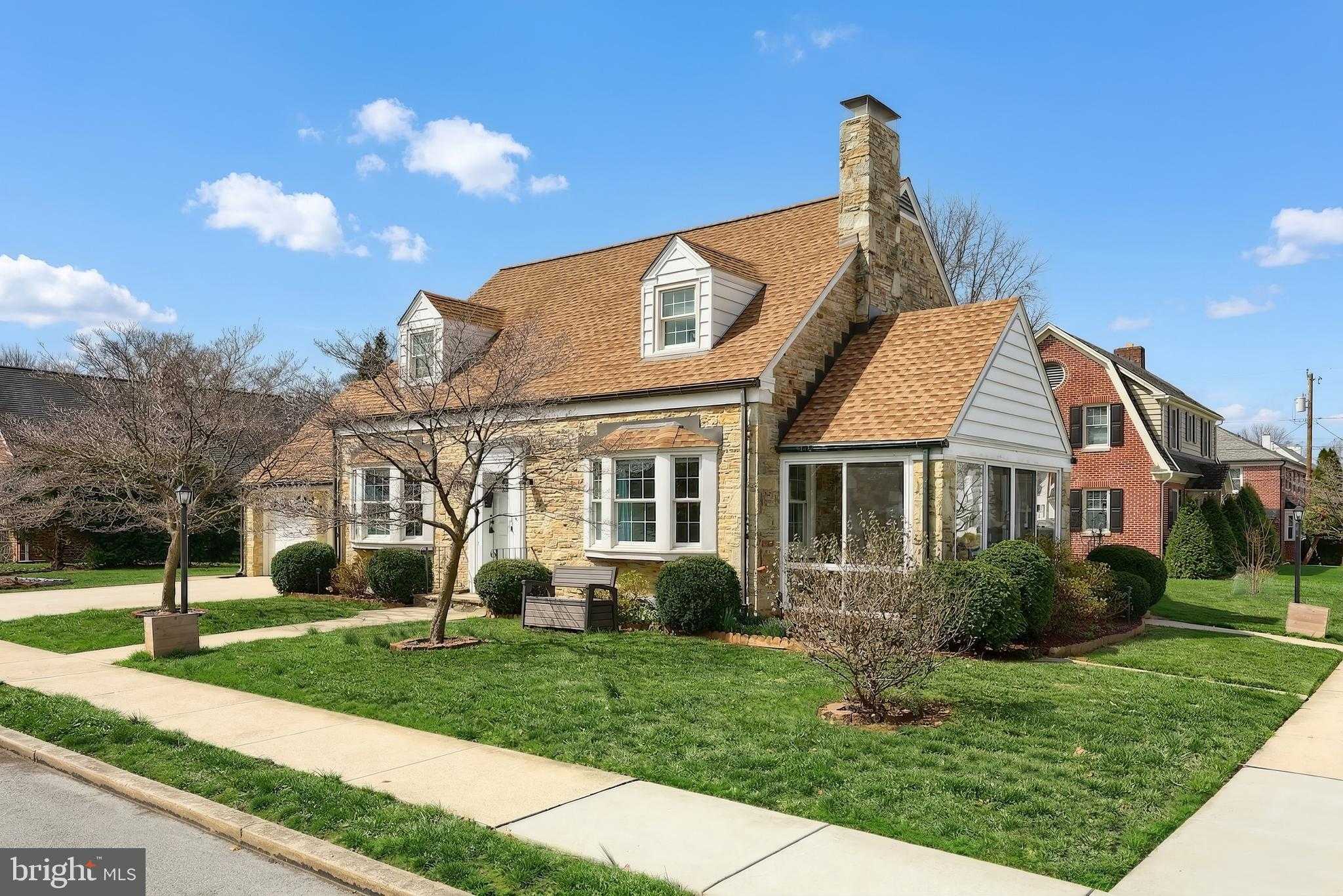 501 Hartman Ave photo 3