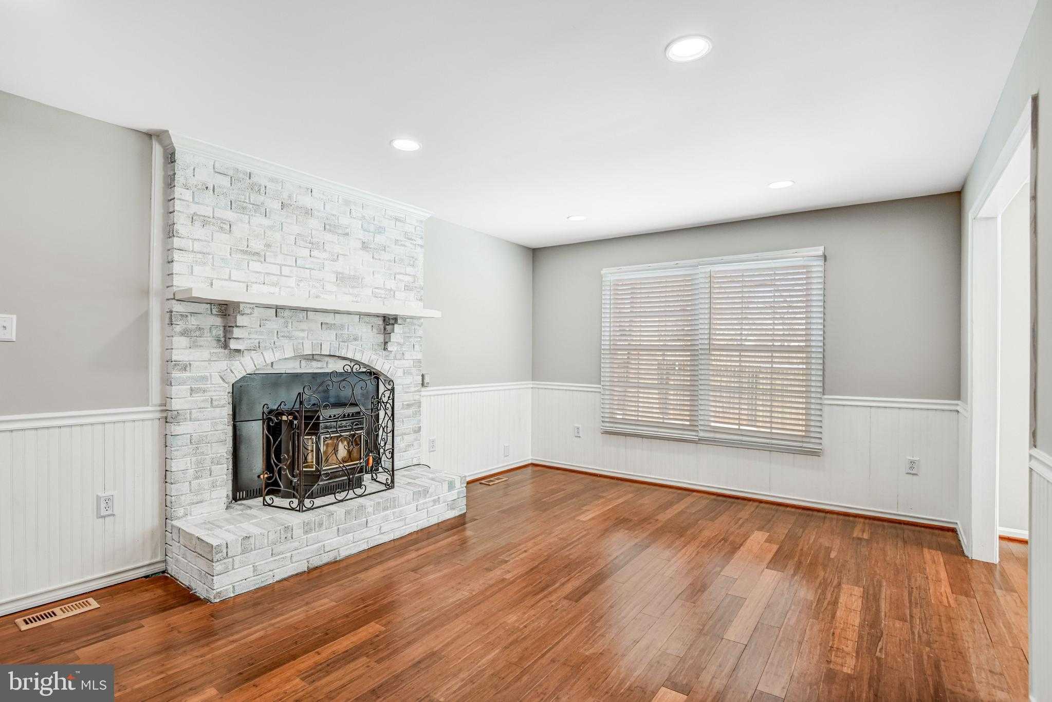 9539 Justin Ln photo 14