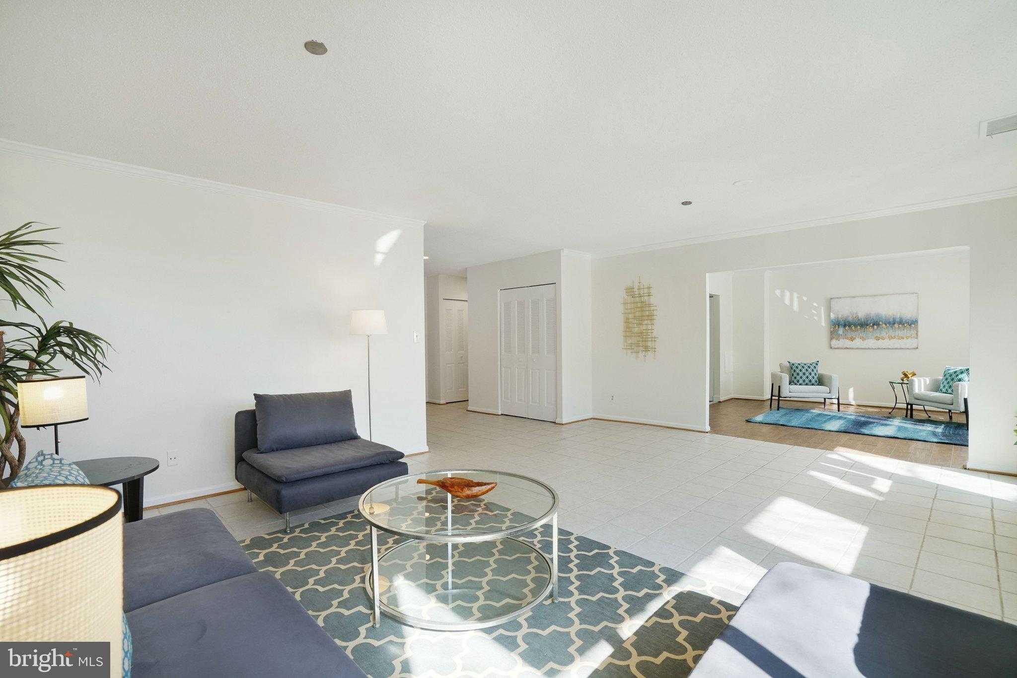 3713 S George Mason Dr photo 12