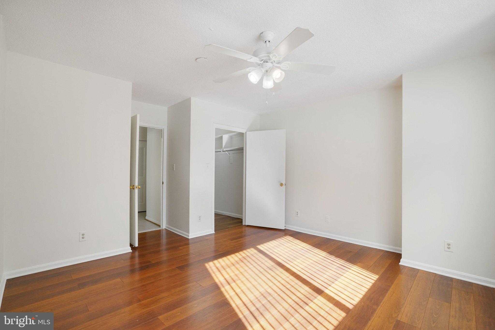 3713 S George Mason Dr photo 26