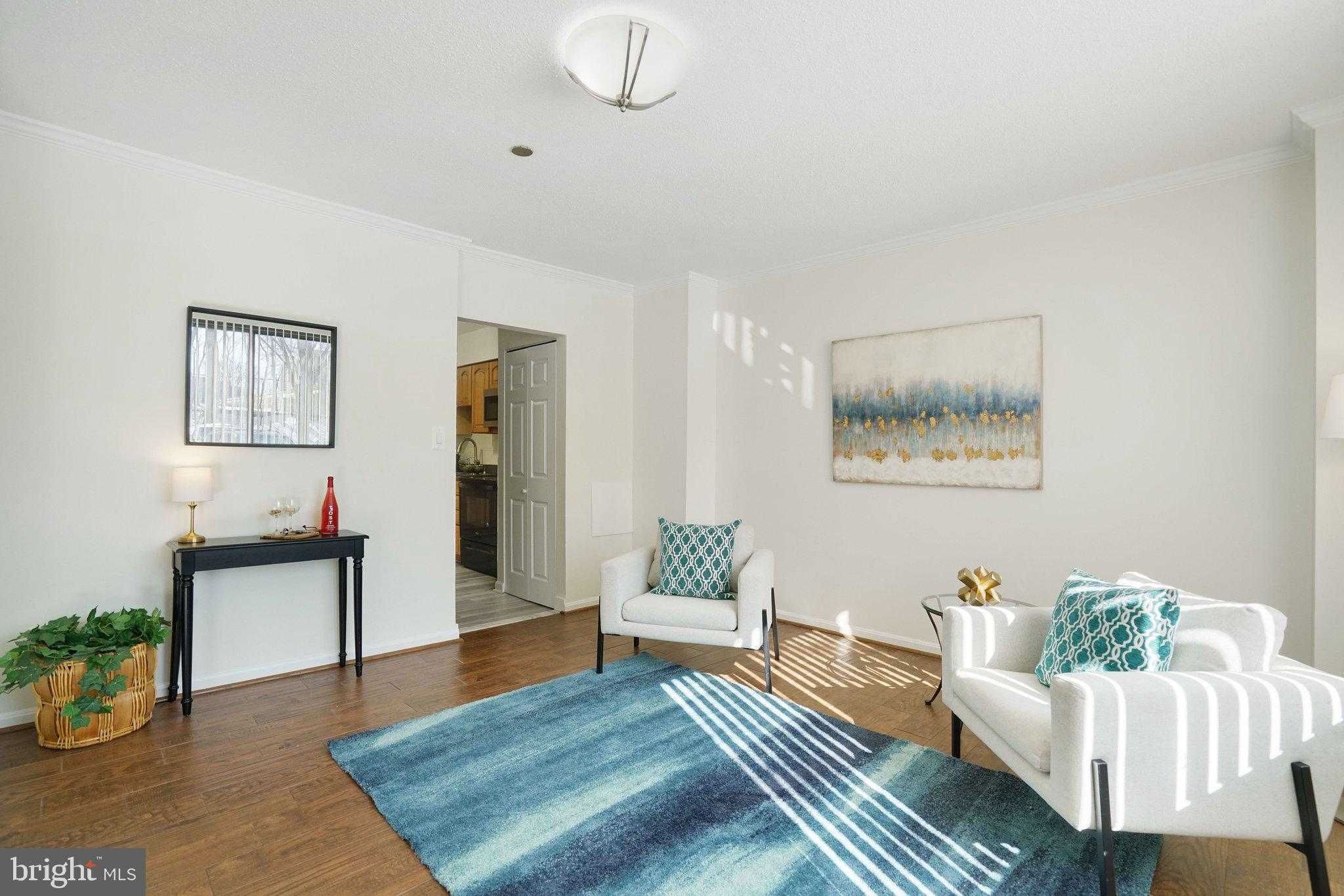 3713 S George Mason Dr photo 3