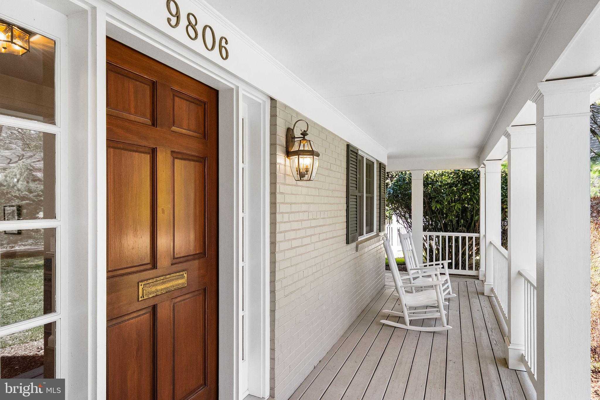 9806 Culver CT photo 4