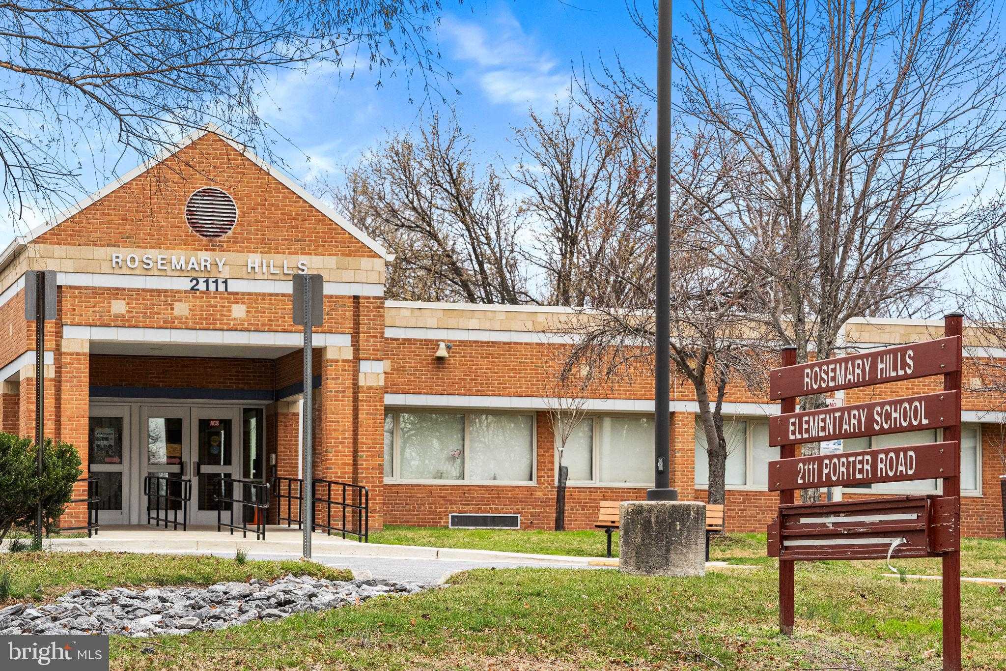 9806 Culver CT photo 64