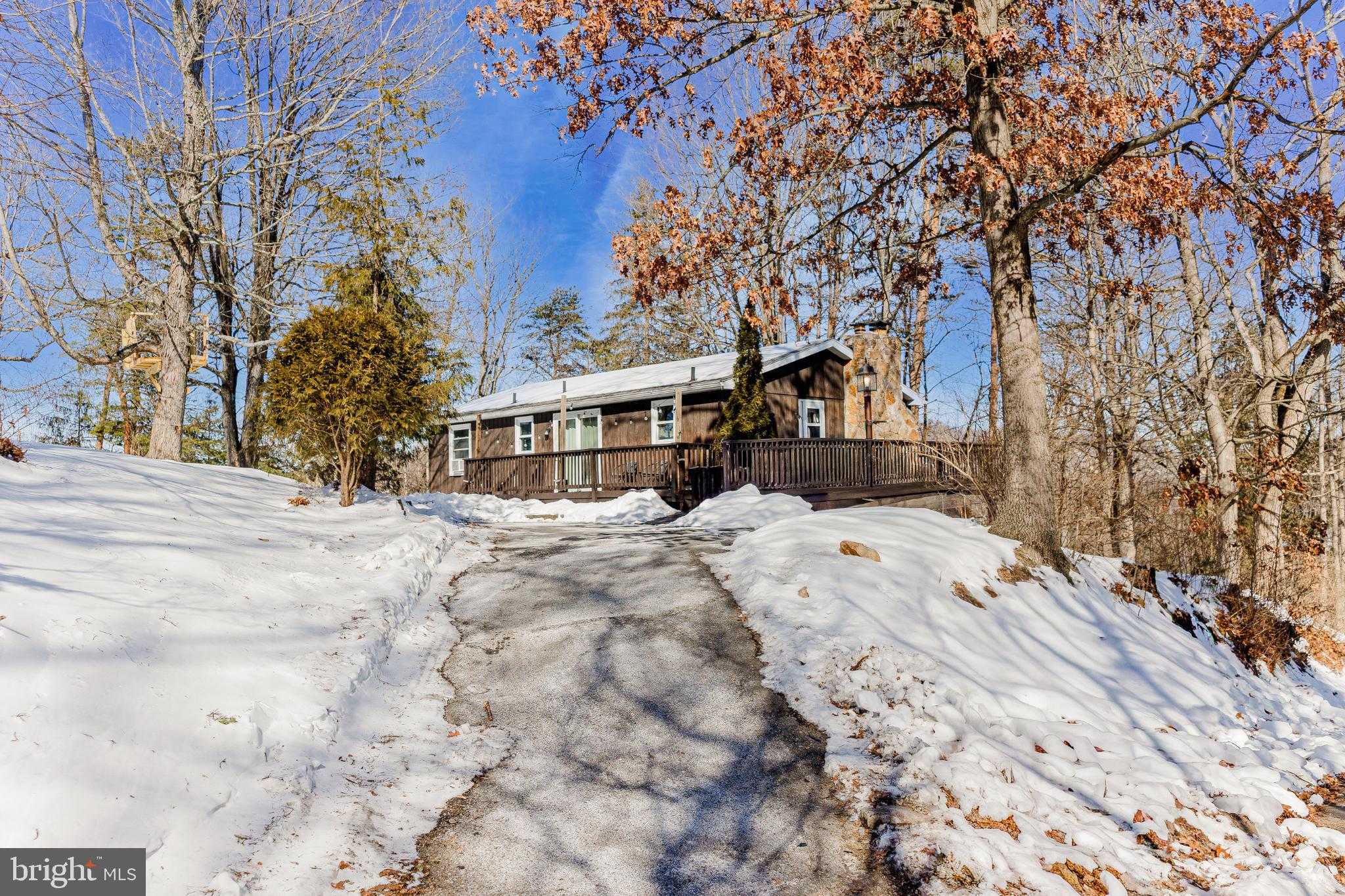 110 Tower Cir photo 2