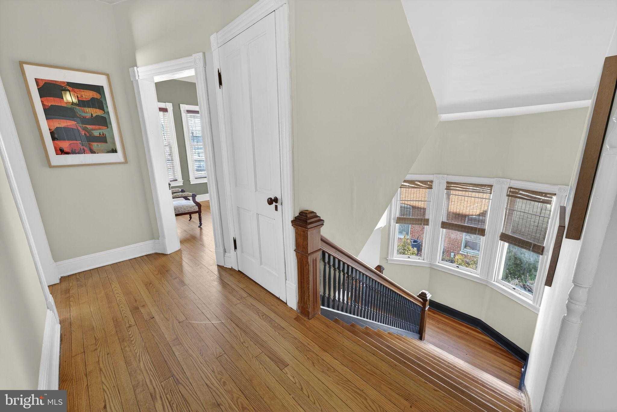 523 S George St photo 49