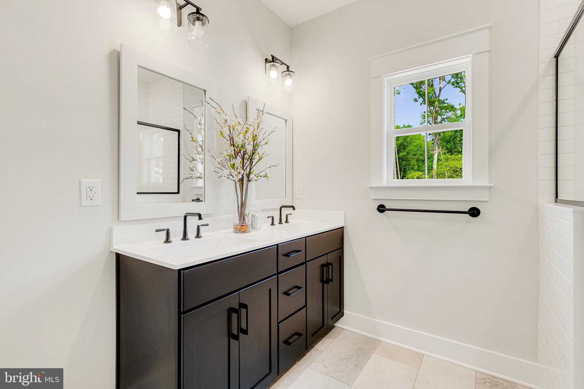 110 Logan Way photo 32