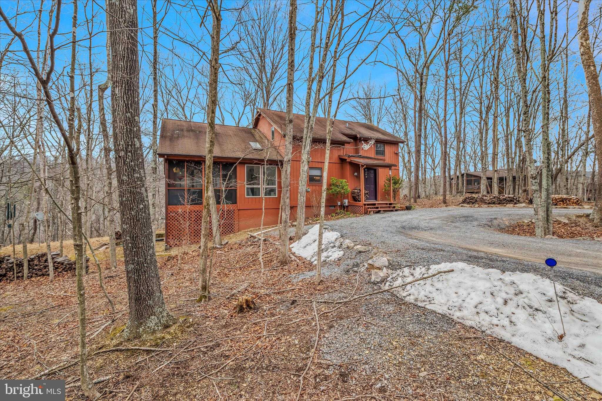 139 Cardinal Ln photo 7