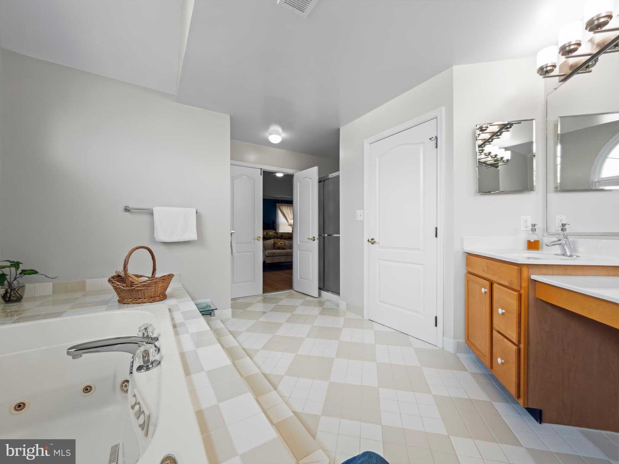 314 Alderwood Dr photo 38