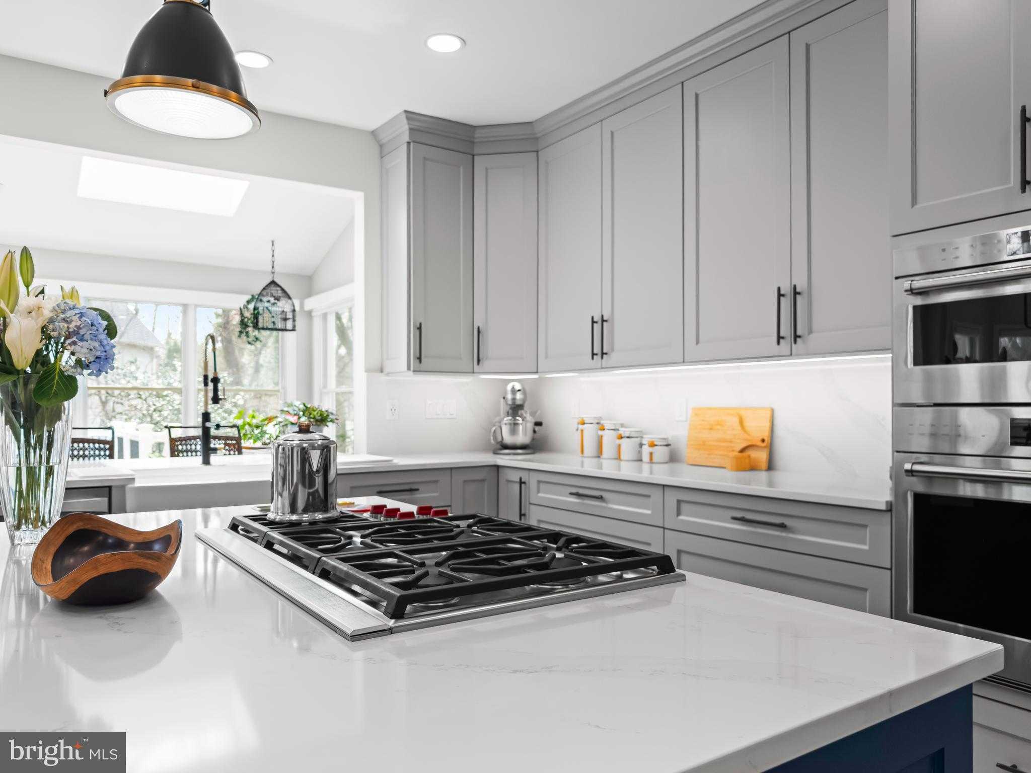 314 Alderwood Dr photo 9