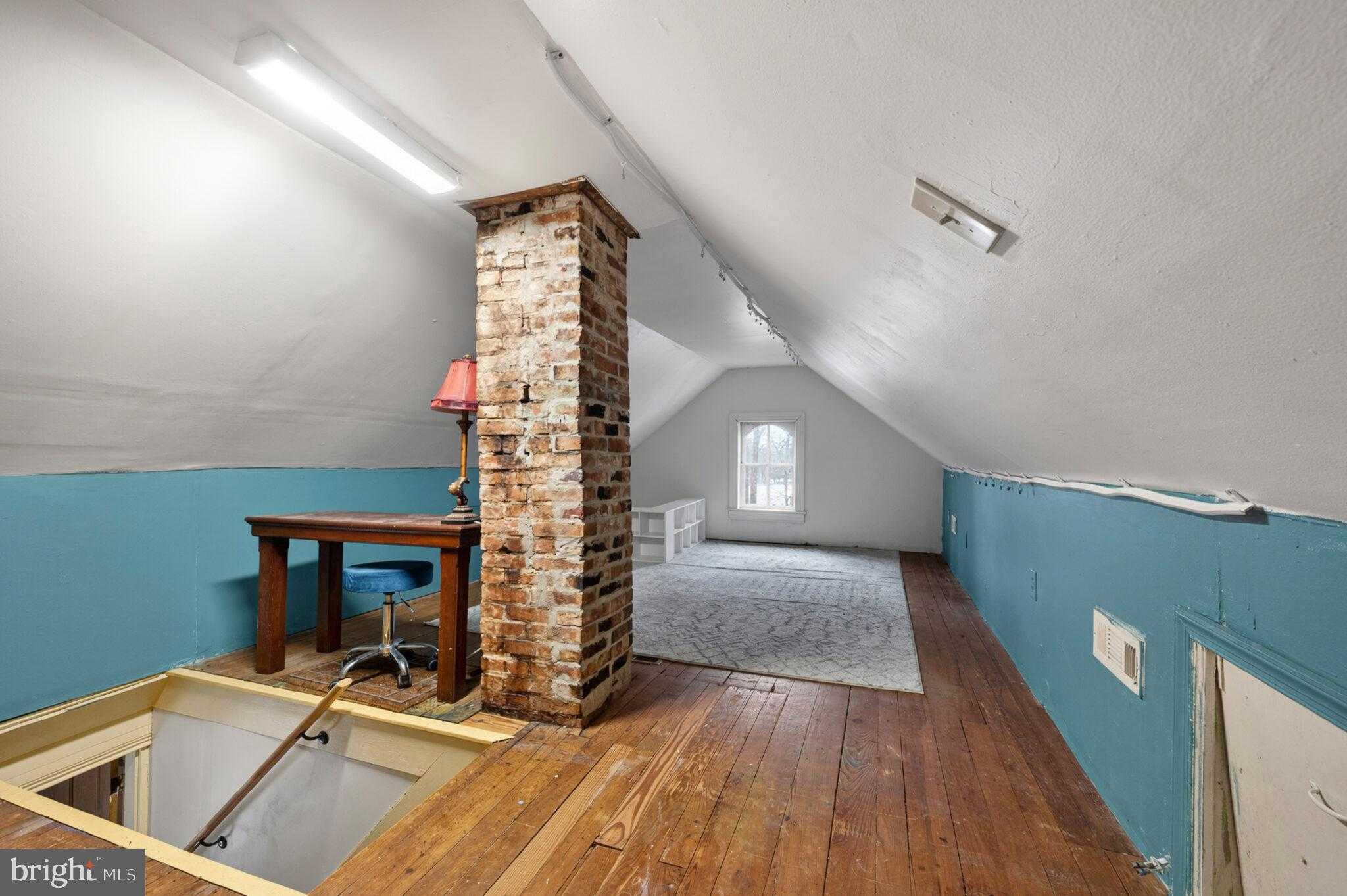 8100 Croom Rd photo 44