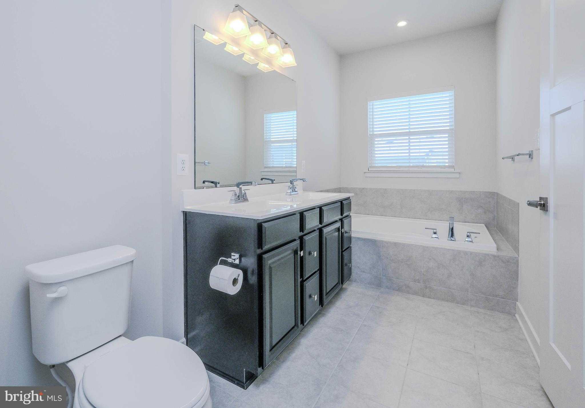 109 Bayhill Ter photo 23