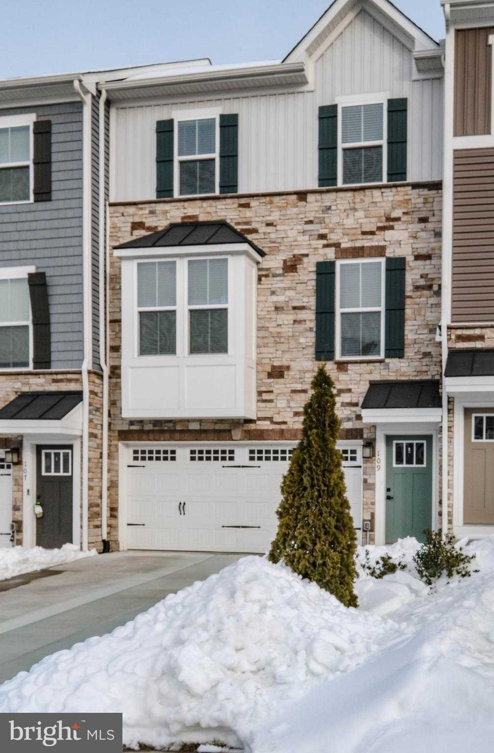 109 Bayhill Ter photo 53