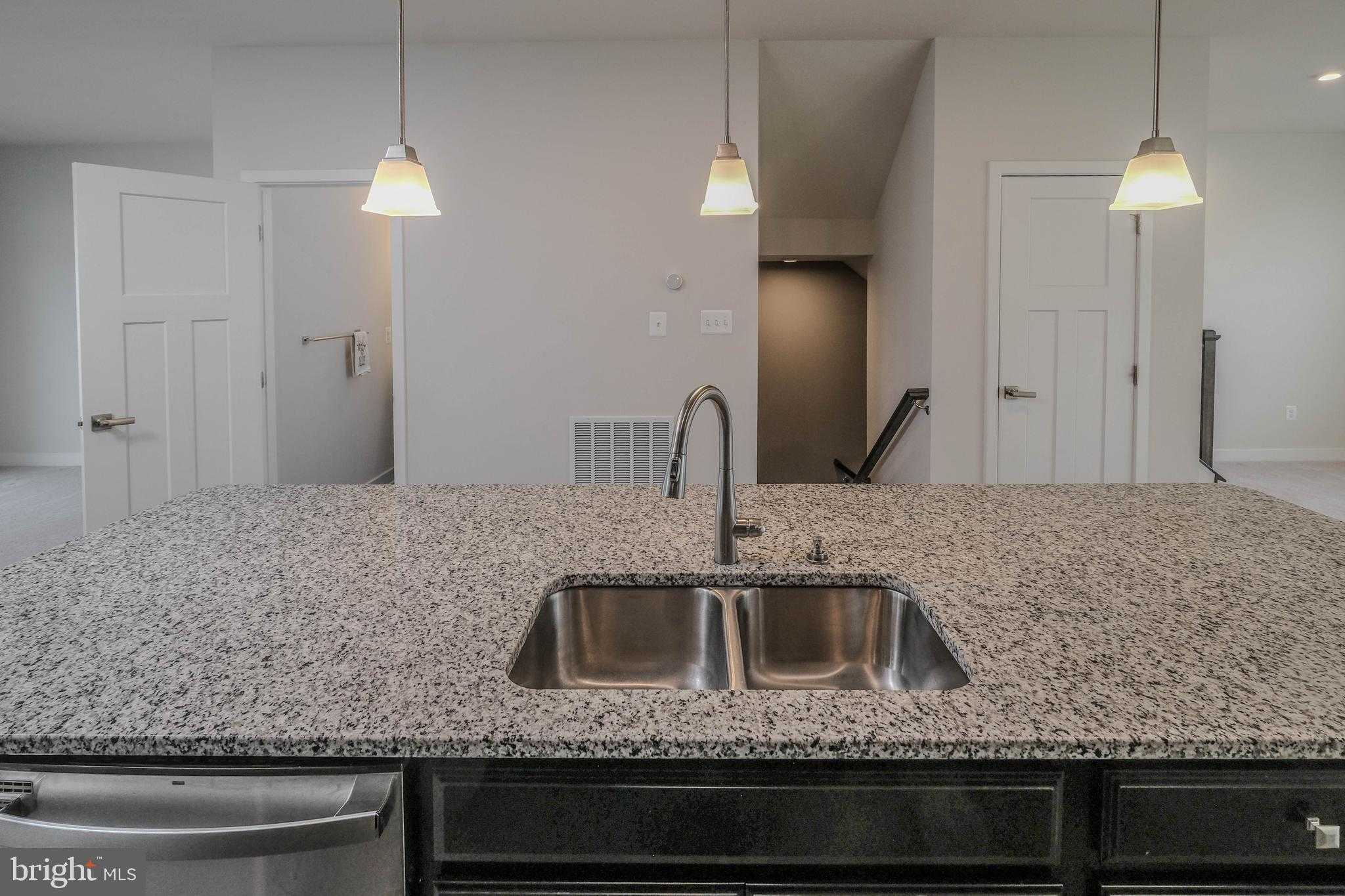 109 Bayhill Ter photo 7