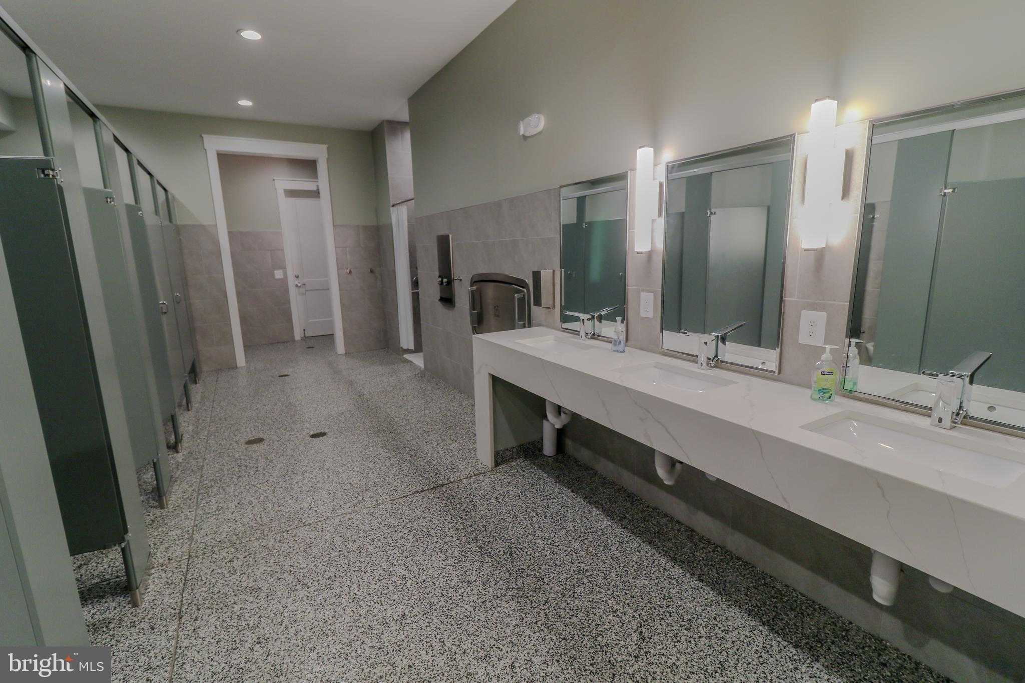 109 Bayhill Ter photo 72