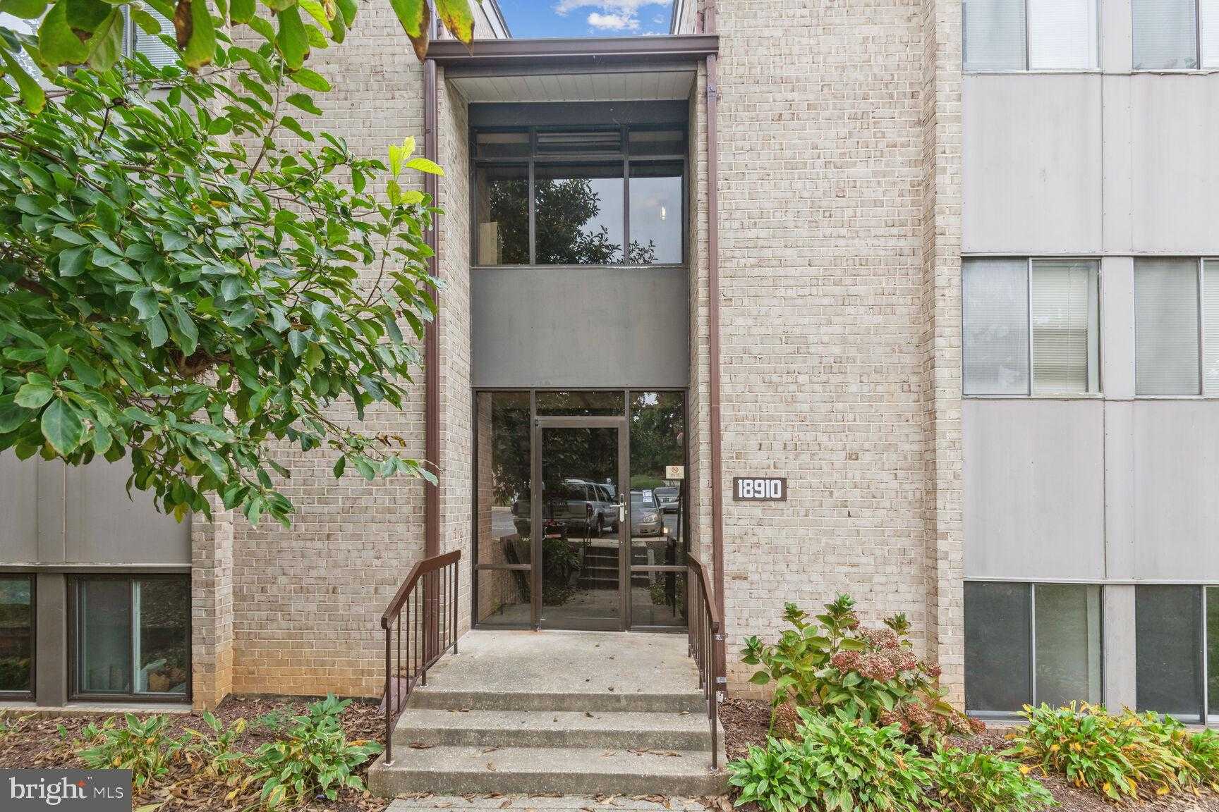 18910 Smoothstone Way Apt 2, Montgomery Village