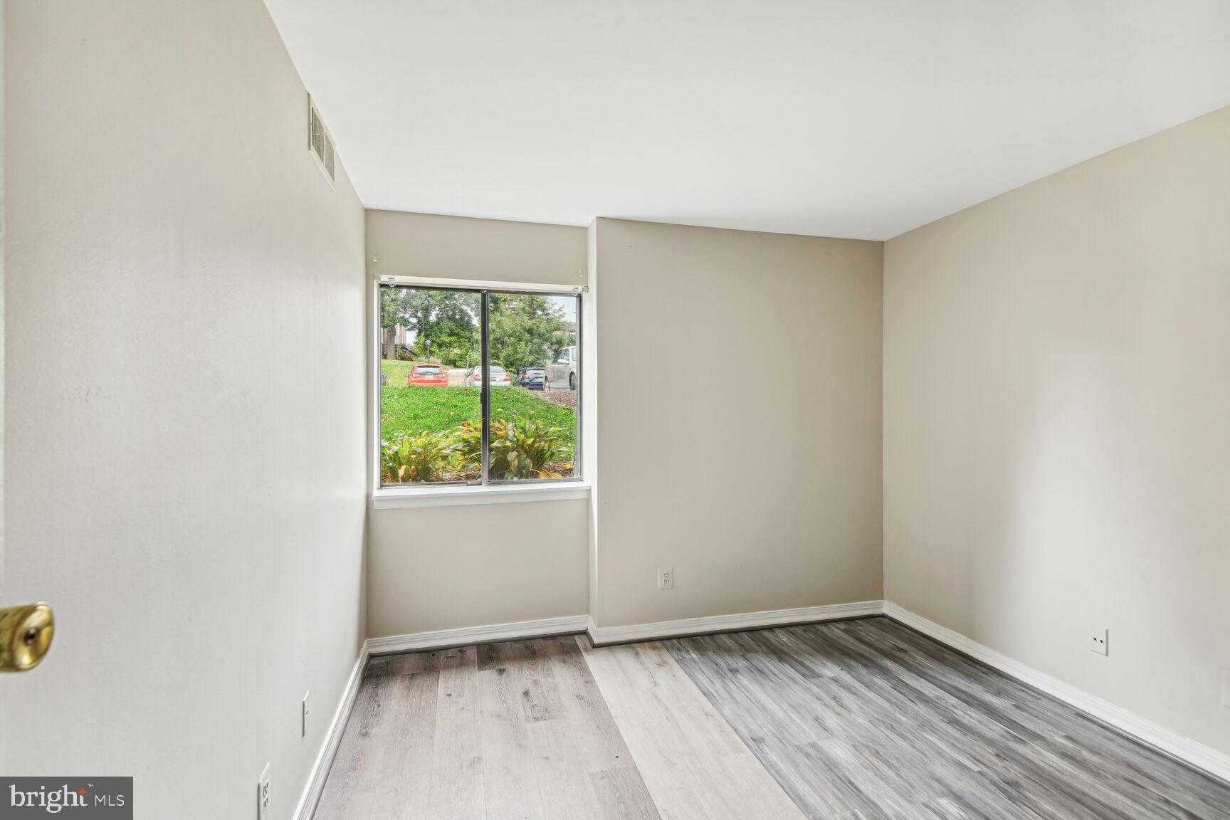 18910 Smoothstone Way Apt 2 photo 7