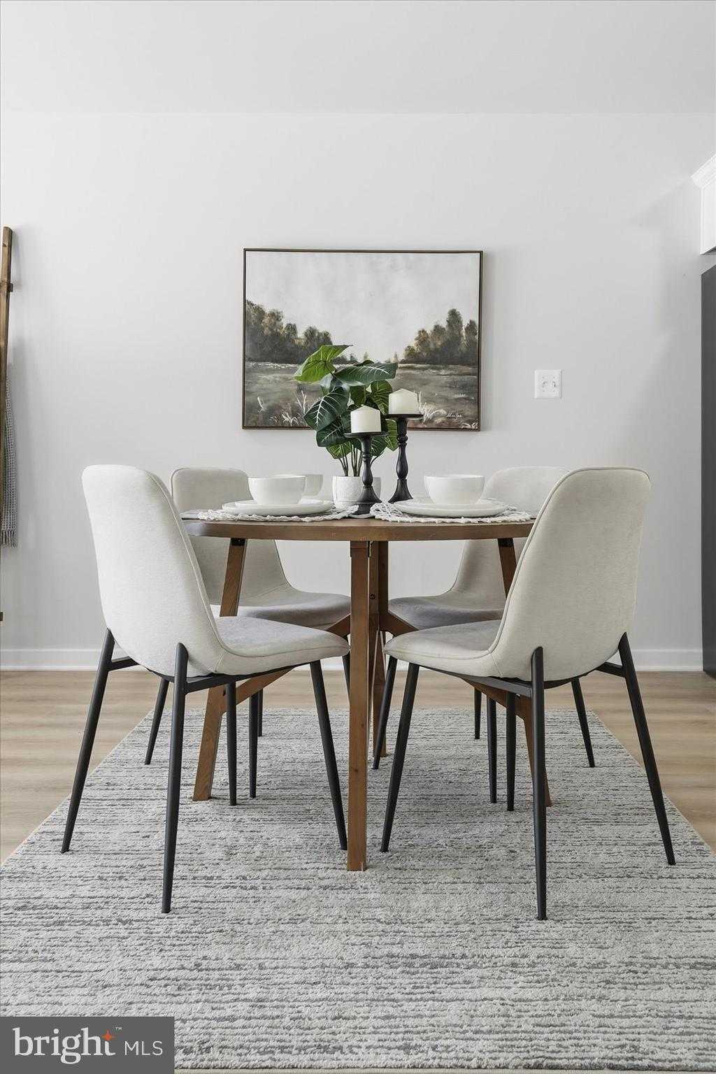 715 Hammonds Ln photo 5