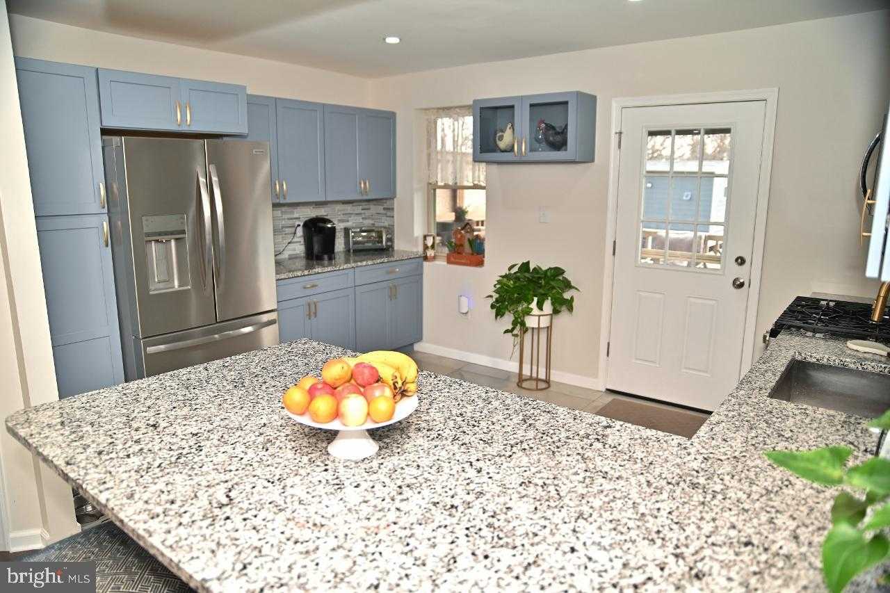 8102 Arlington Ave photo 14