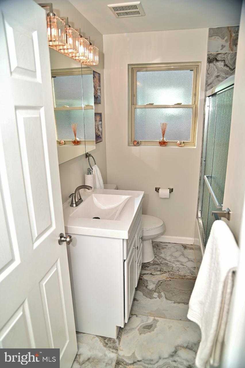 8102 Arlington Ave photo 24