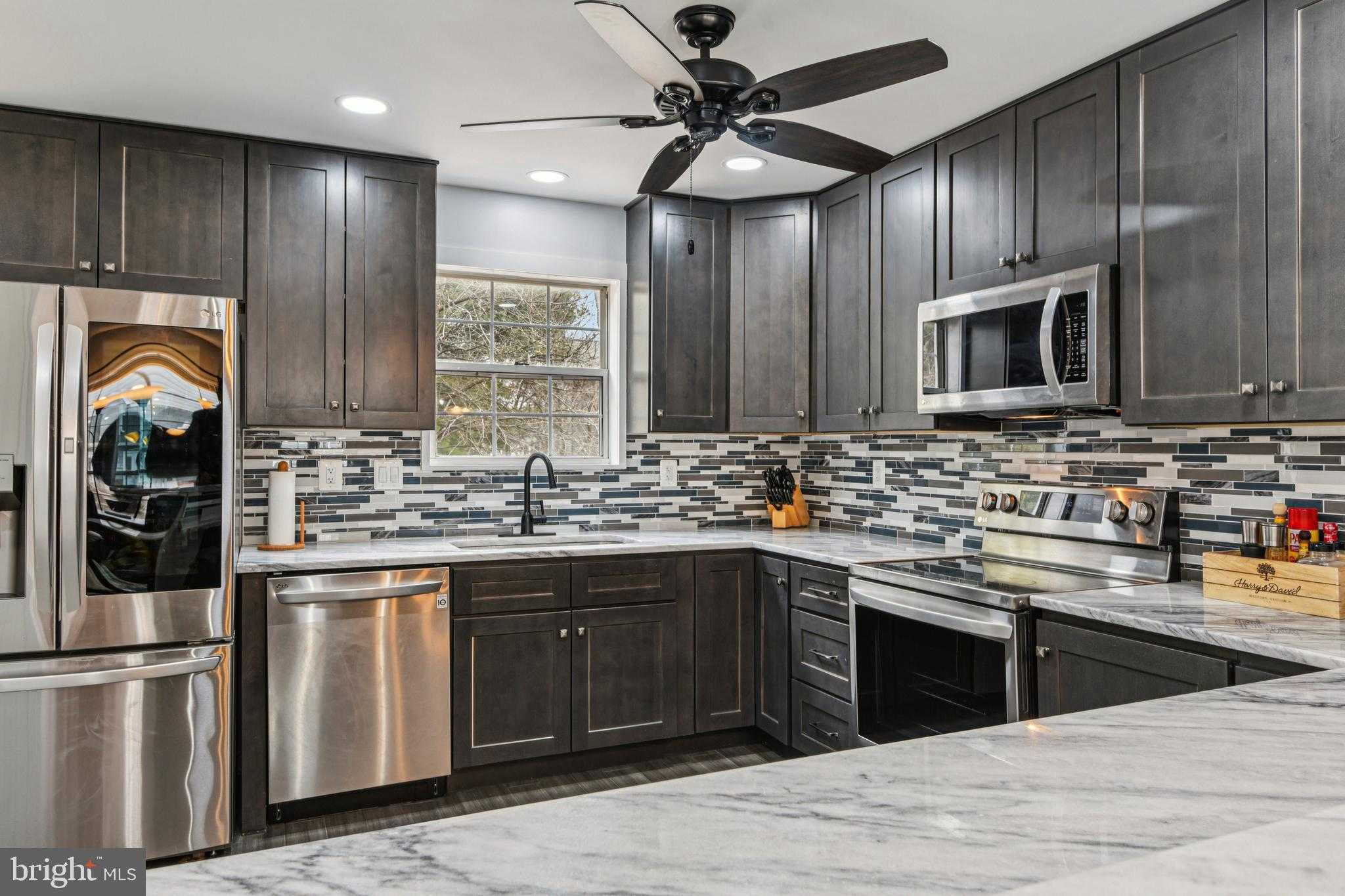 6100 Little Foxes Run photo 15