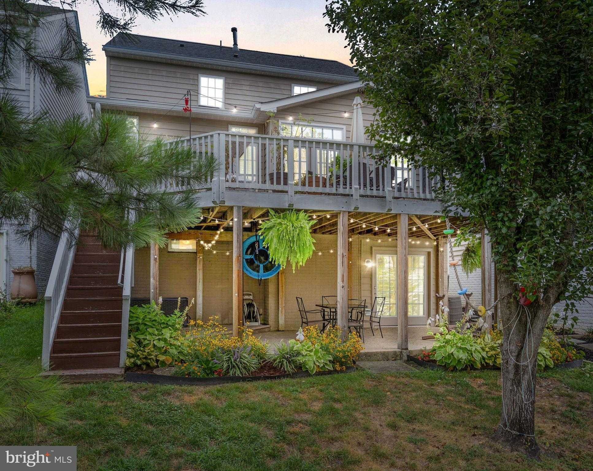 9028 Harrover Pl photo 3