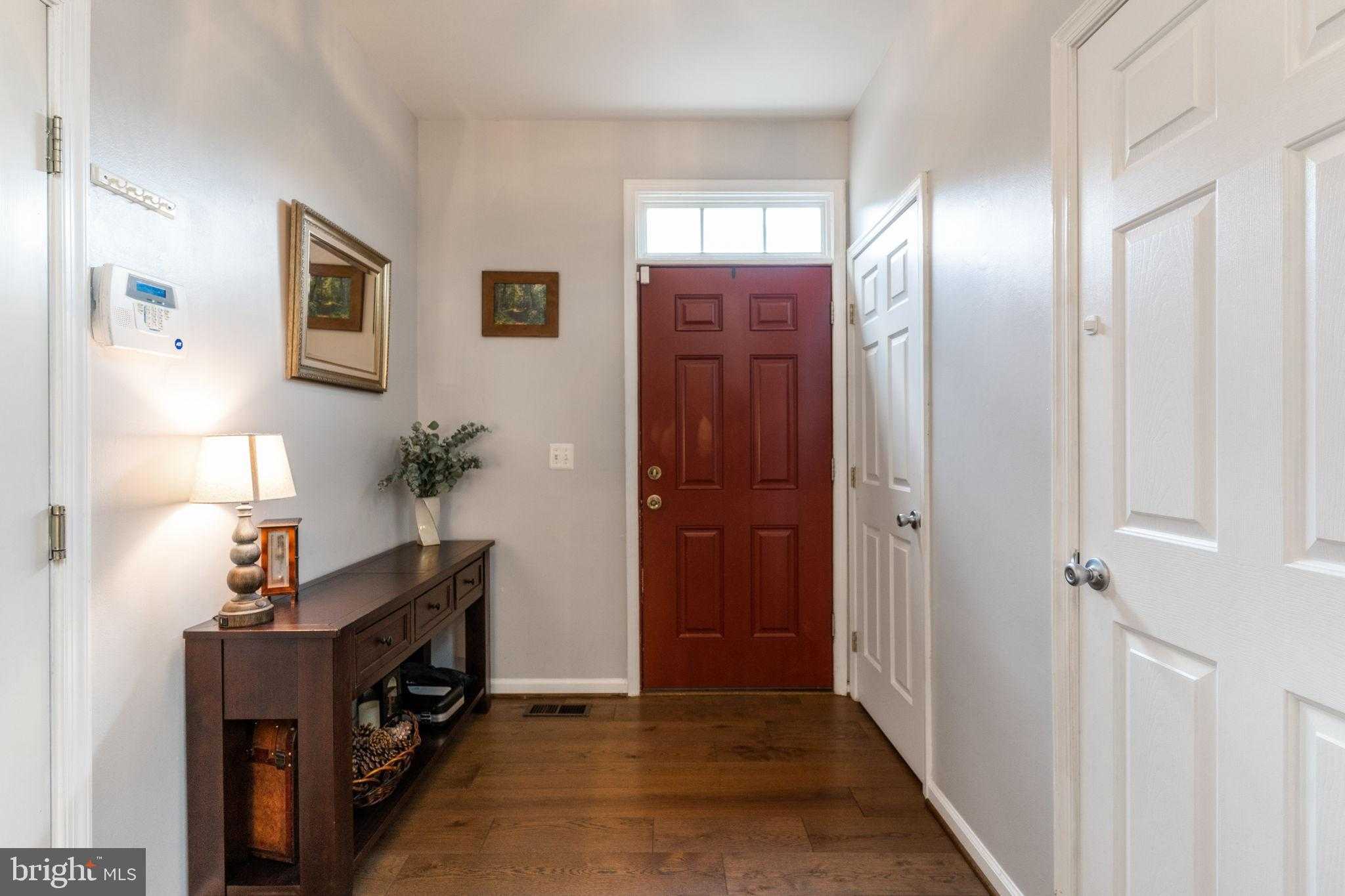 9028 Harrover Pl photo 8