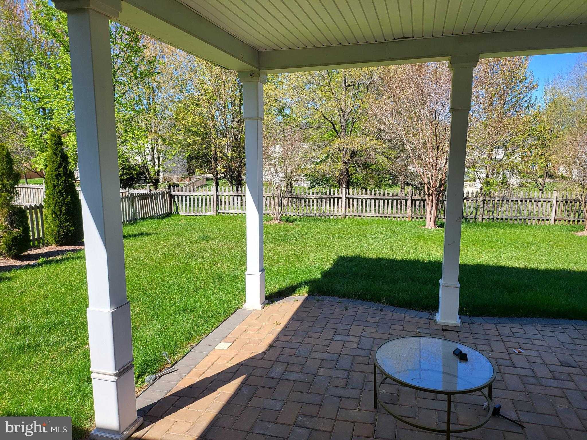 2358 Sequoia Grove St photo 2