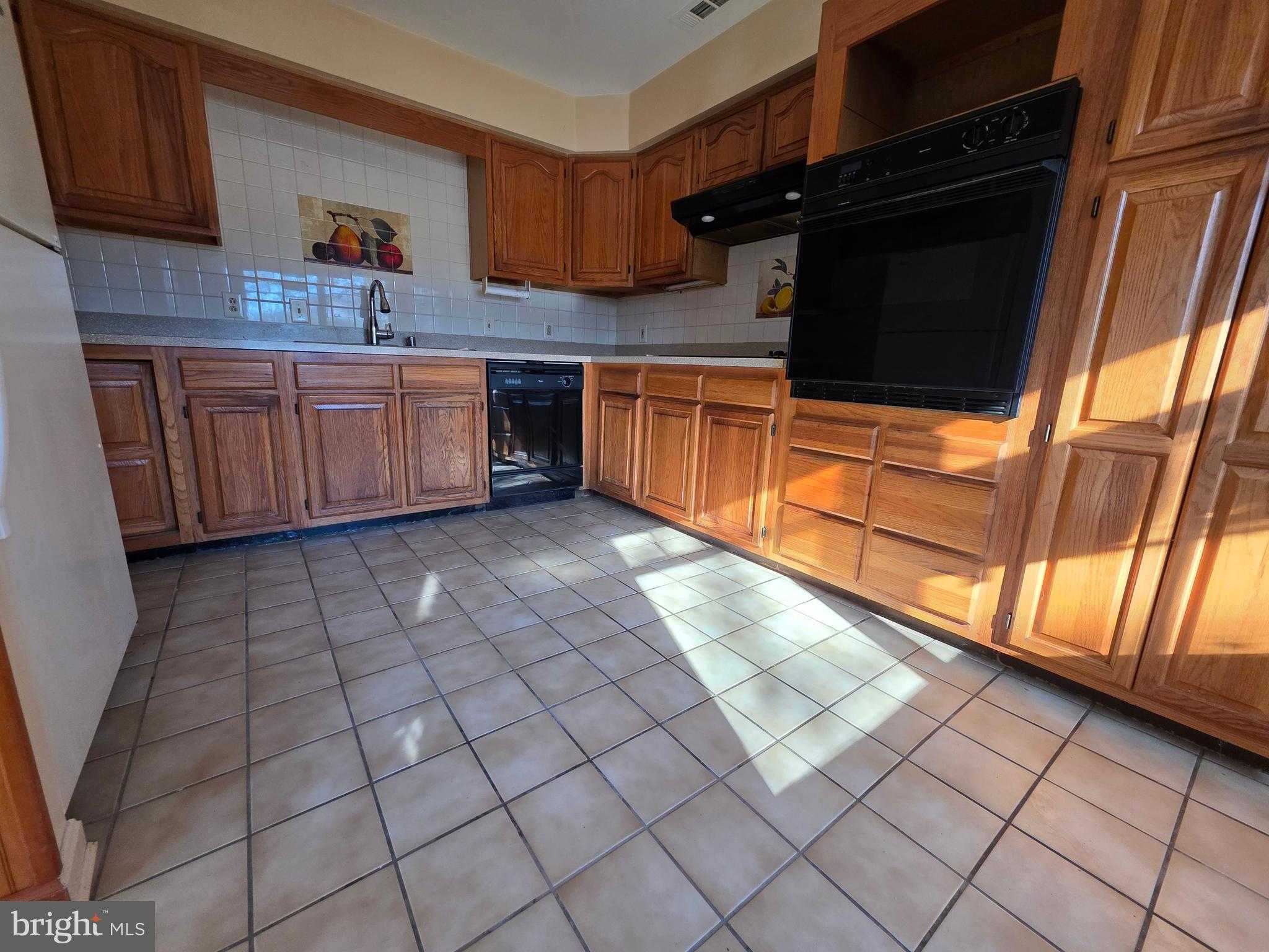 13229 Clipper Cir photo 5