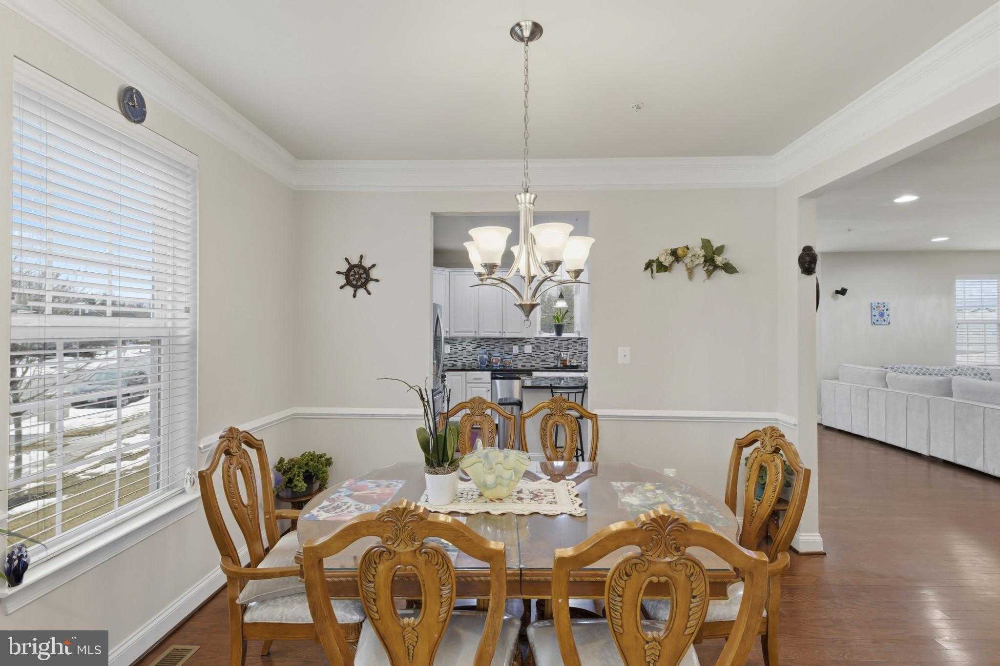 6201 Walter Way photo 8