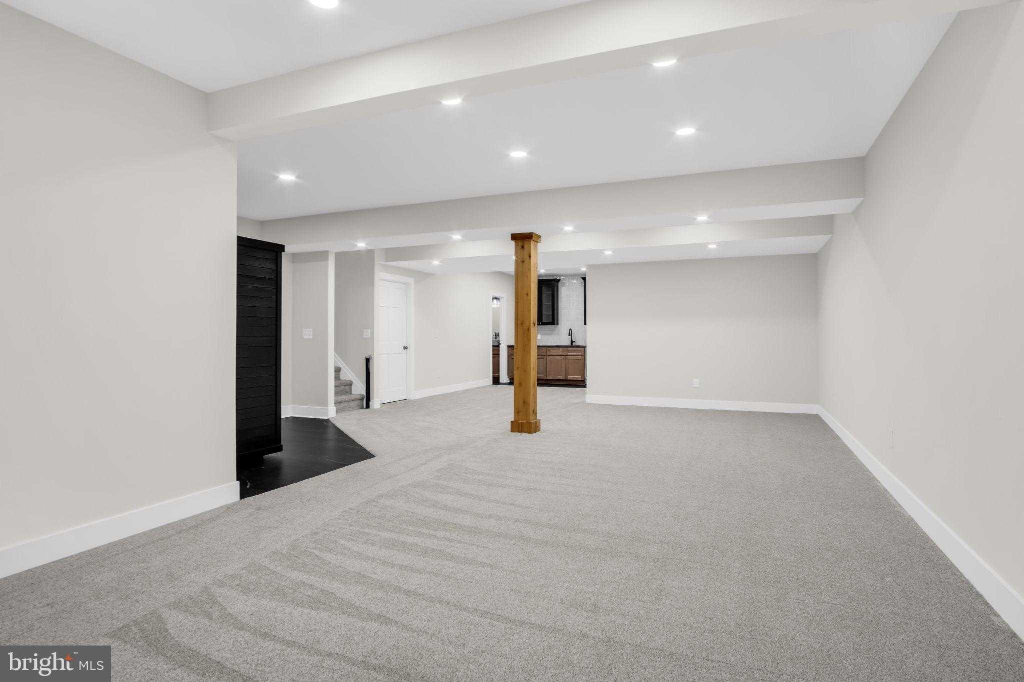 4 Peyton Dr photo 30