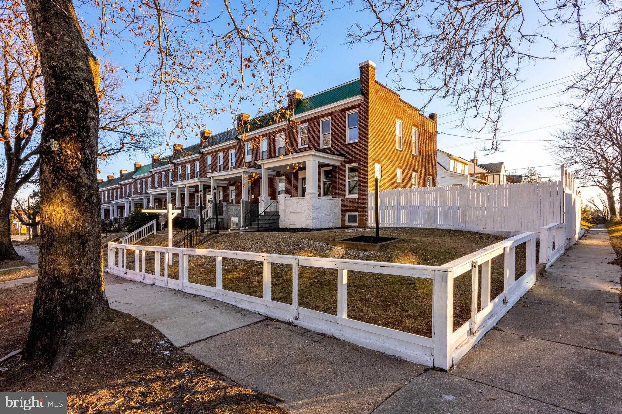 3121 Sequoia Ave photo 3