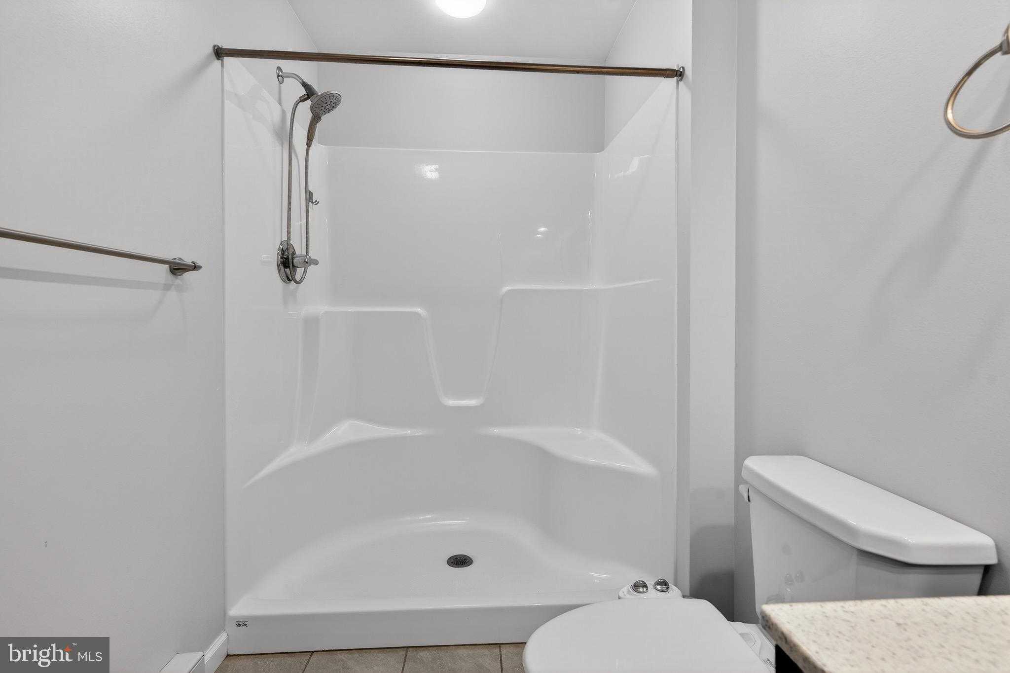 176 Lake Dr photo 31