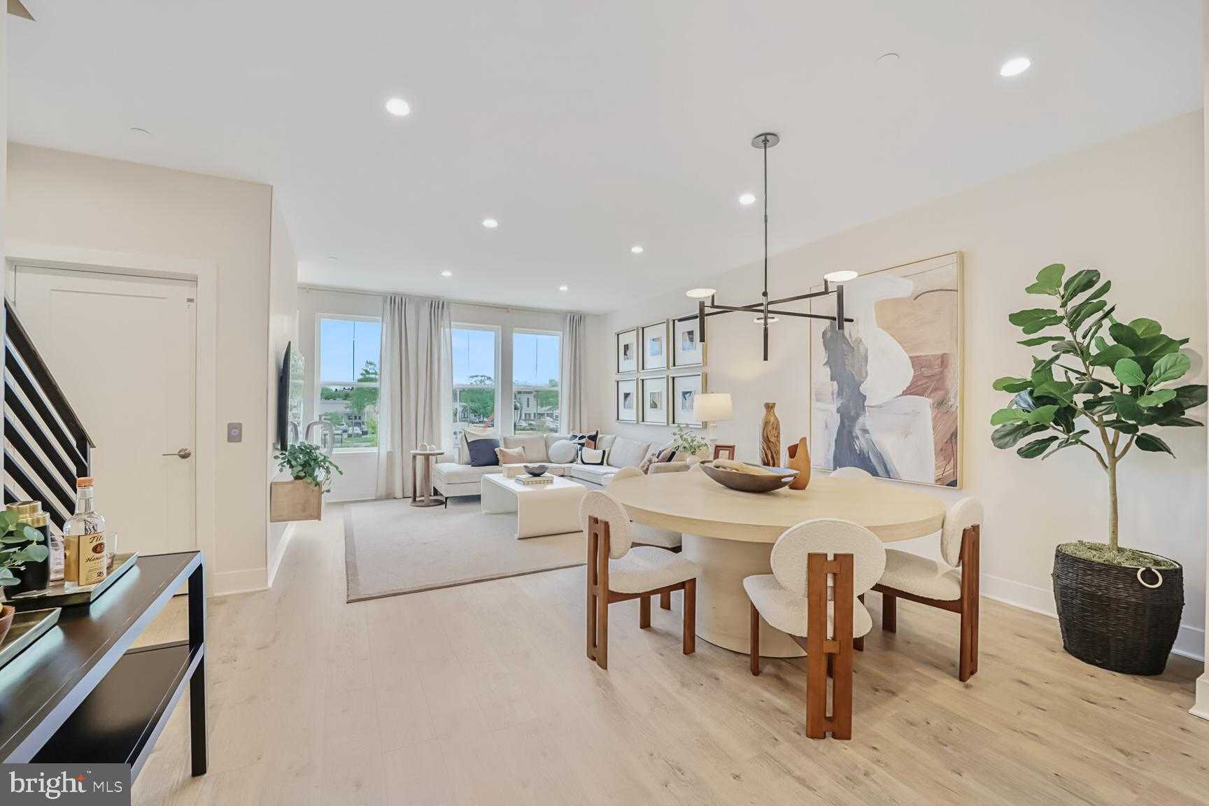 1135 Polaris Rd photo 8