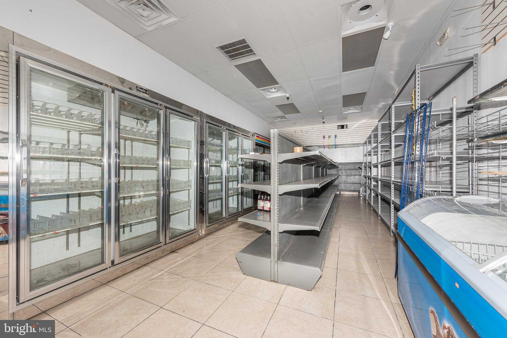 3126 W North Ave photo 7