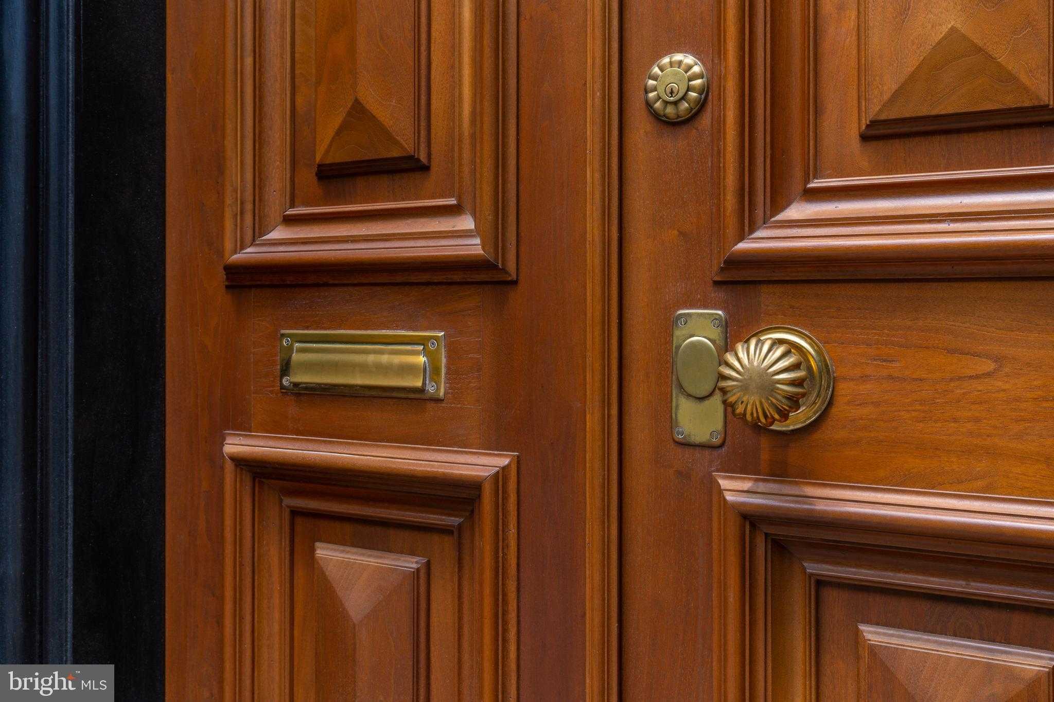 2015 Delancey Pl photo 3