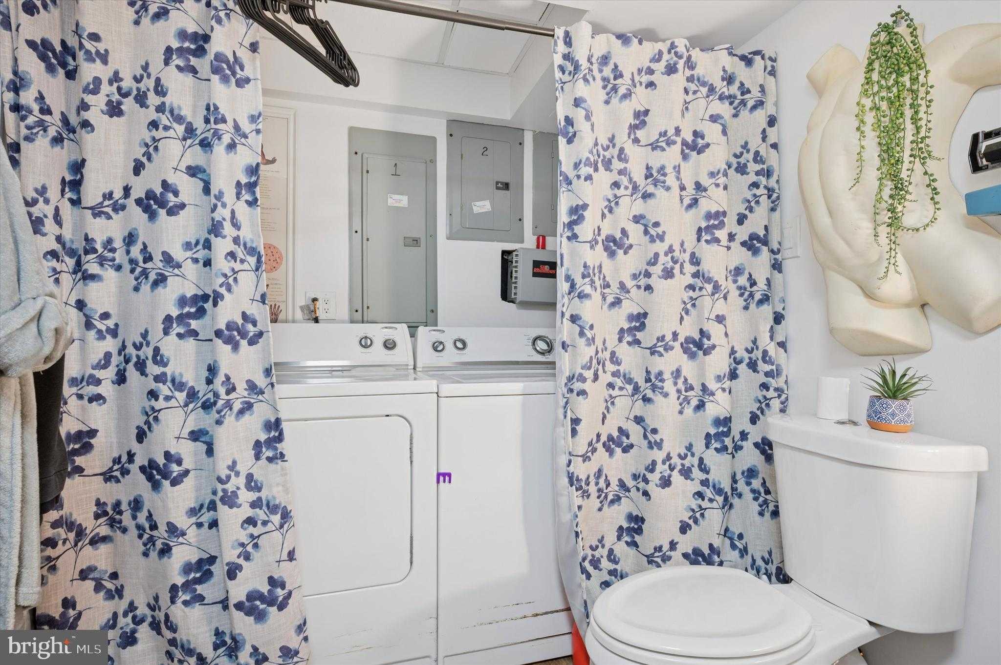 205 Delmar St photo 53