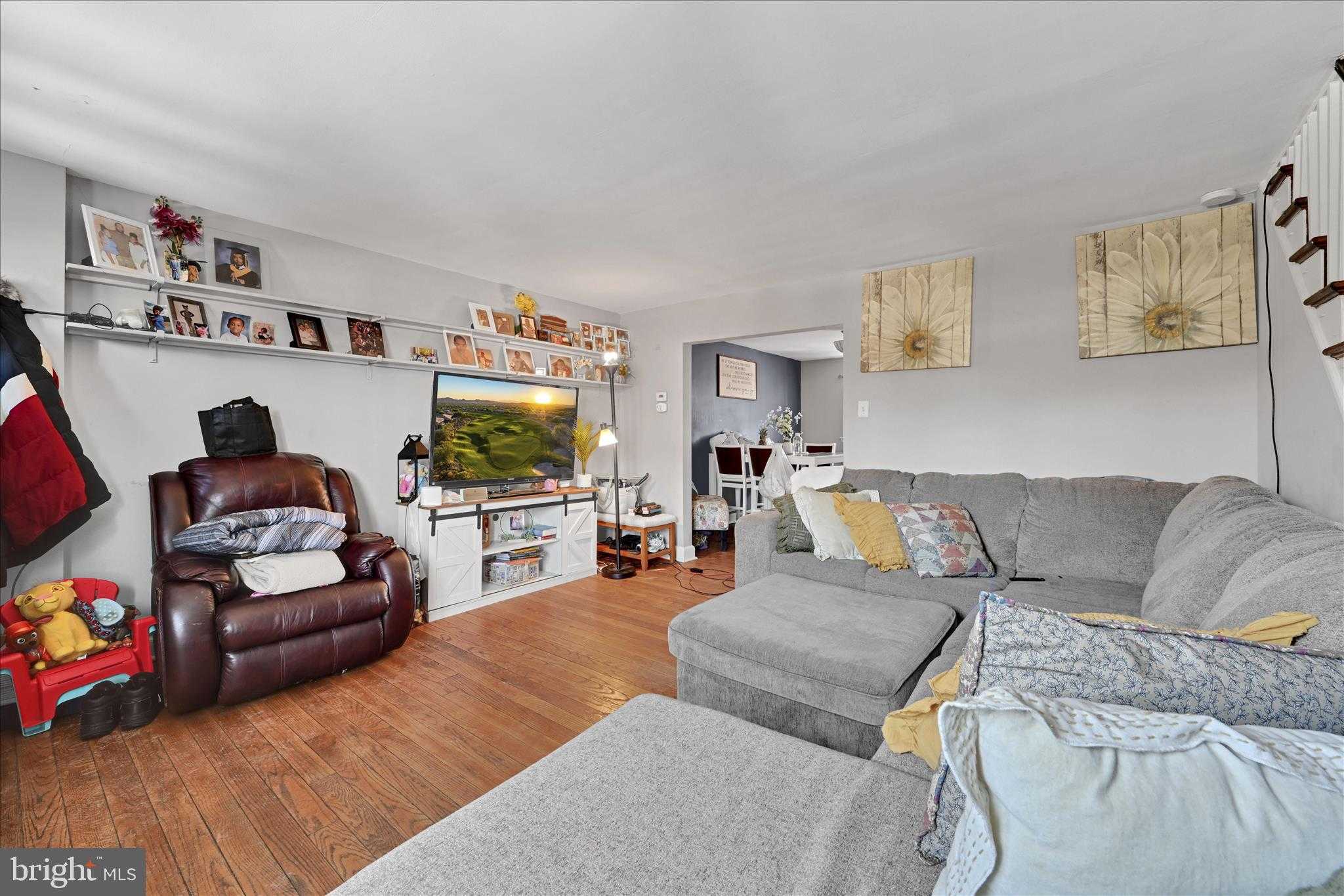 518 Jansen Ave photo 9