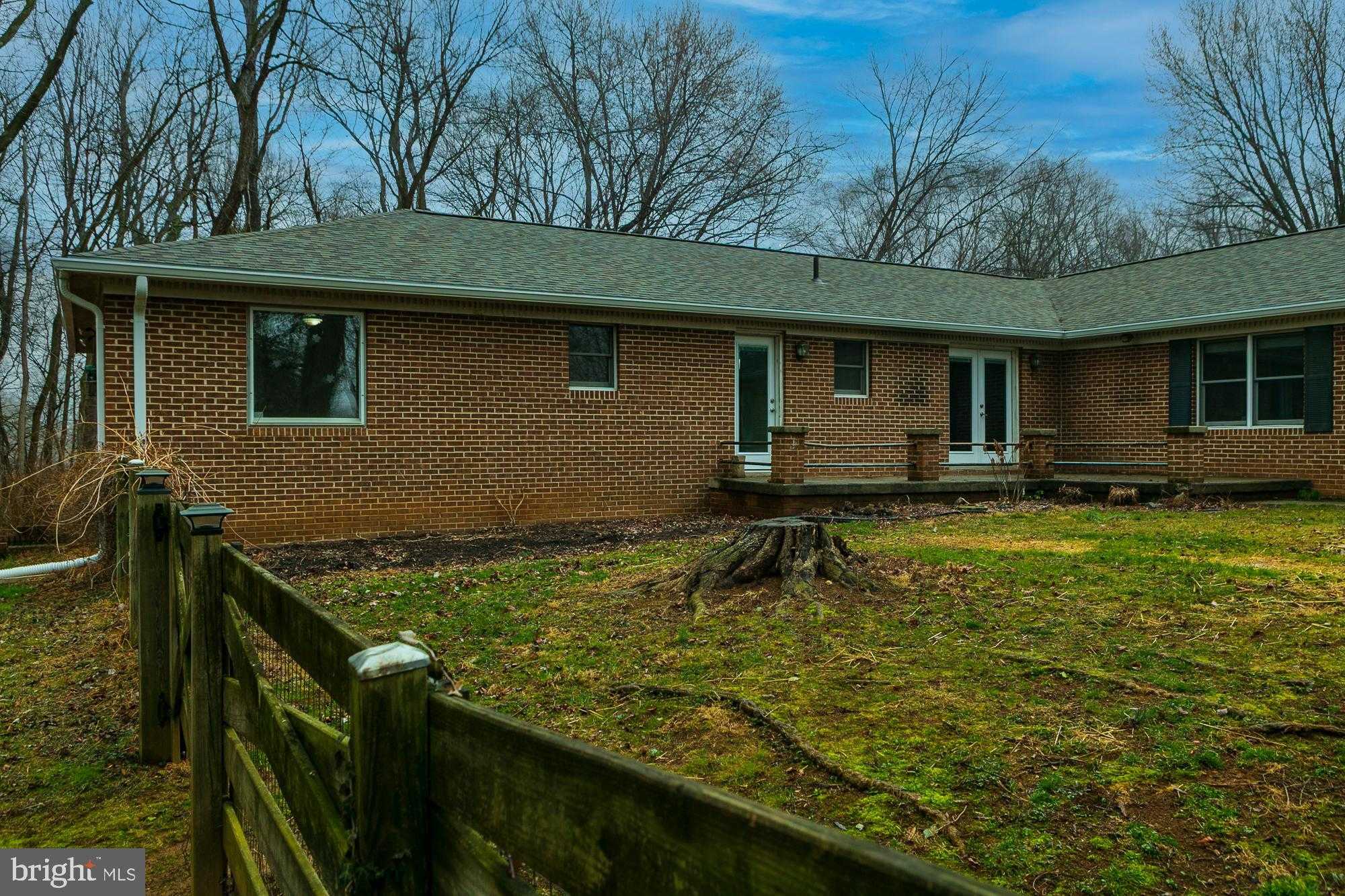 35 Grant Rd photo 100