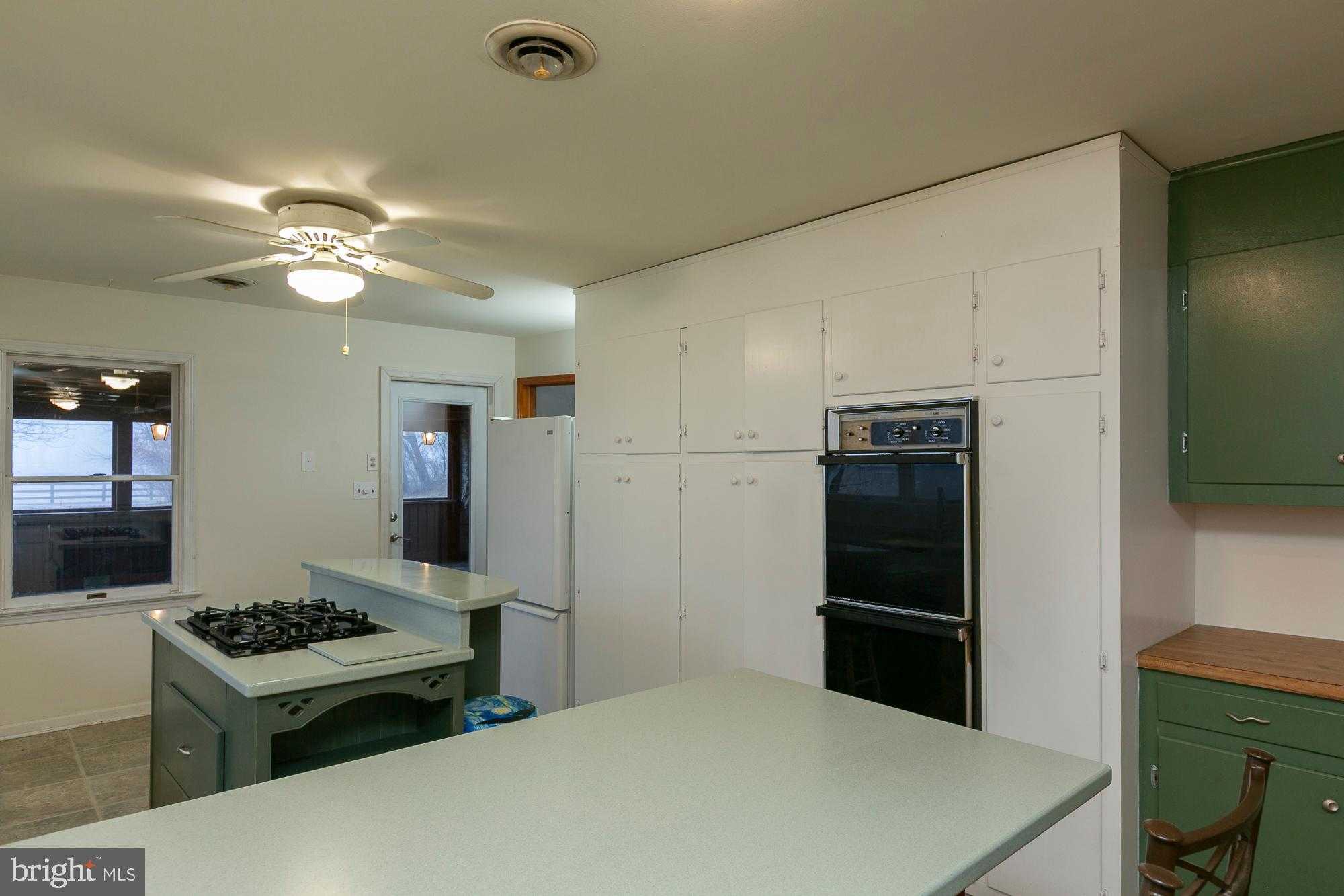 35 Grant Rd photo 111