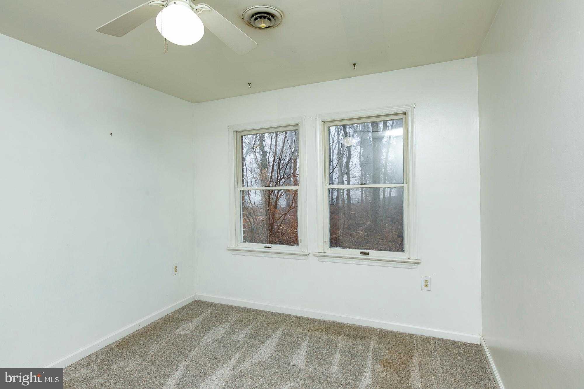 35 Grant Rd photo 32