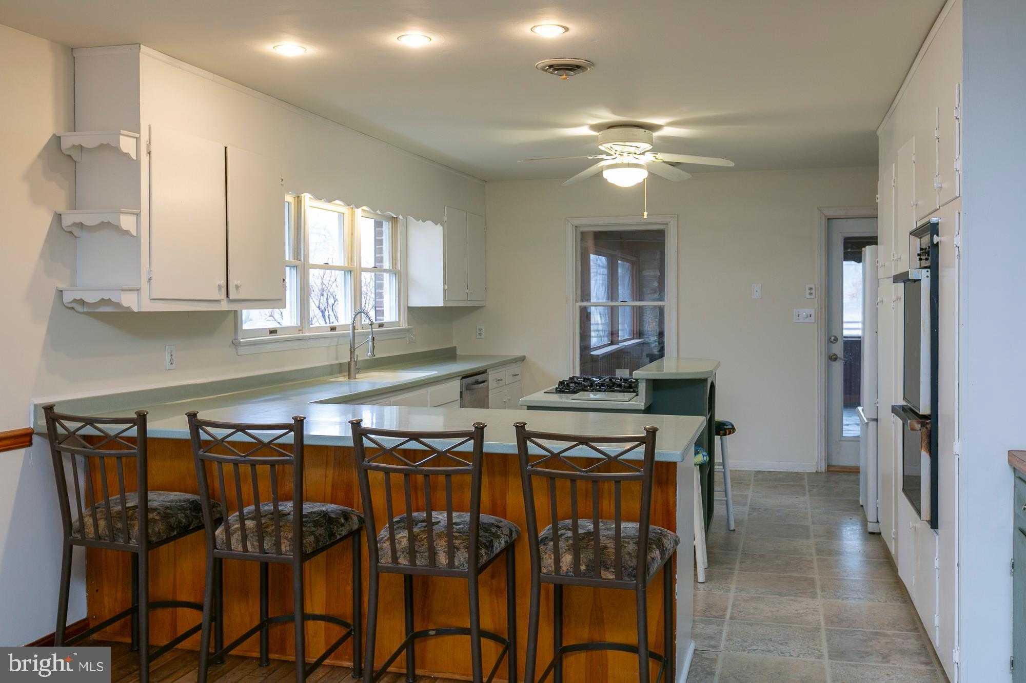 35 Grant Rd photo 77