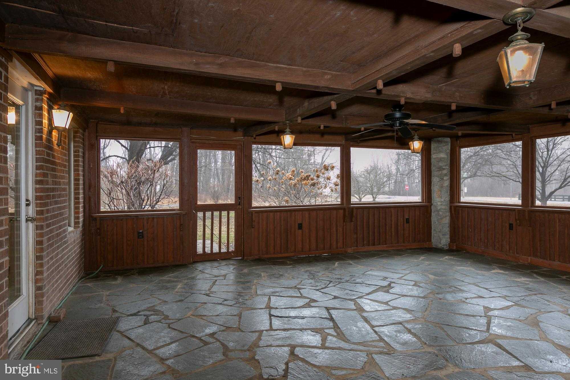 35 Grant Rd photo 80