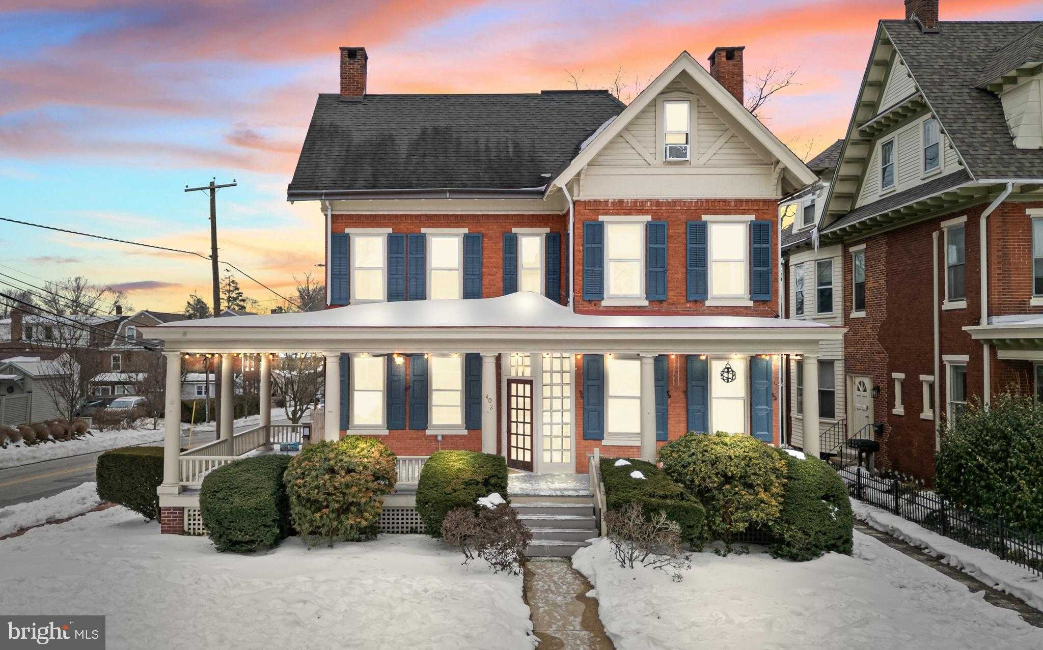 402 W Union St photo 2