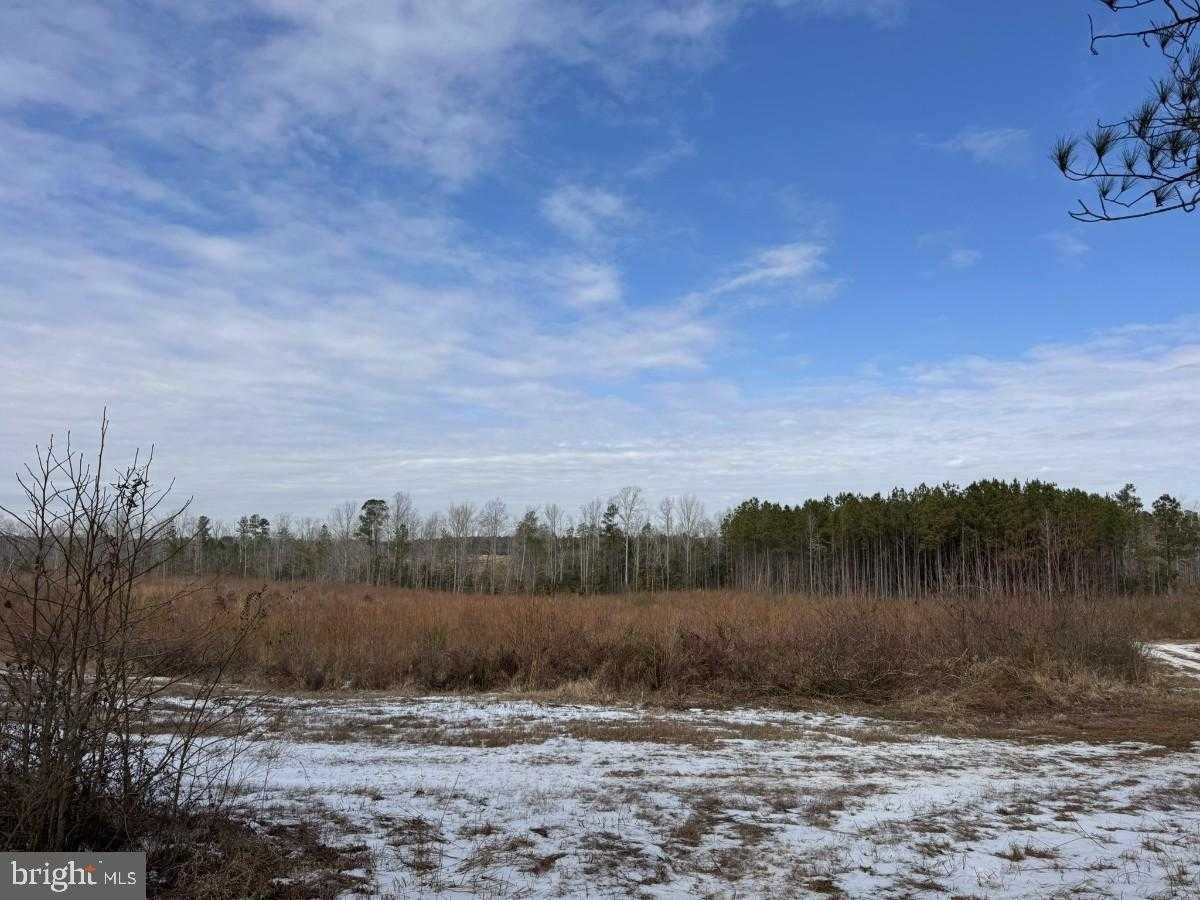 Brunswick Village Dr photo 32