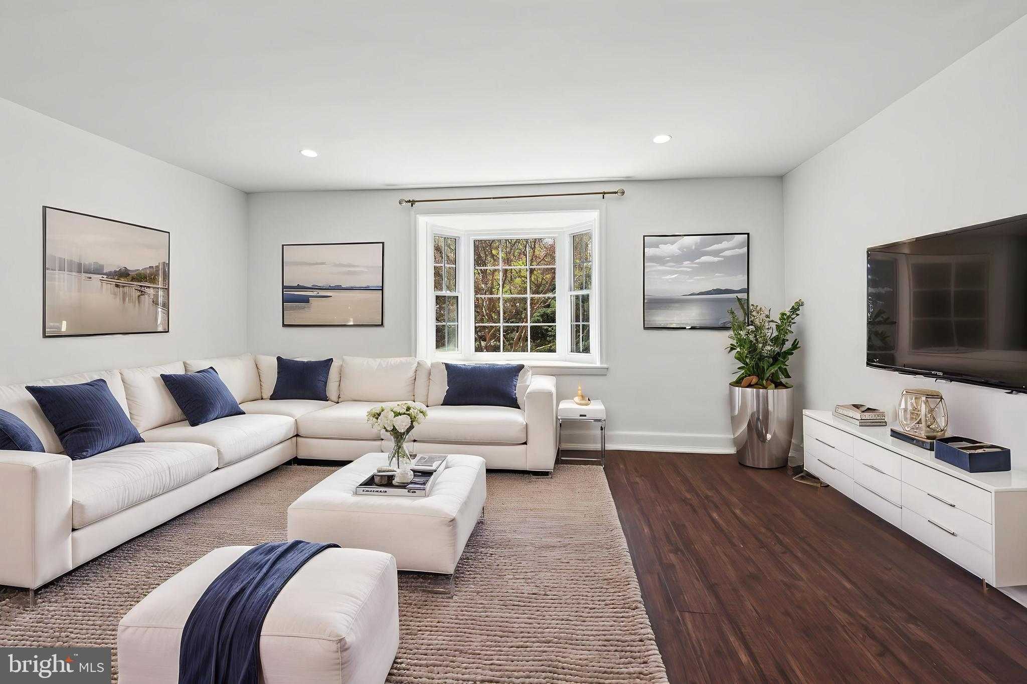 808 S Arlington Mill Dr # 9-203 photo 2