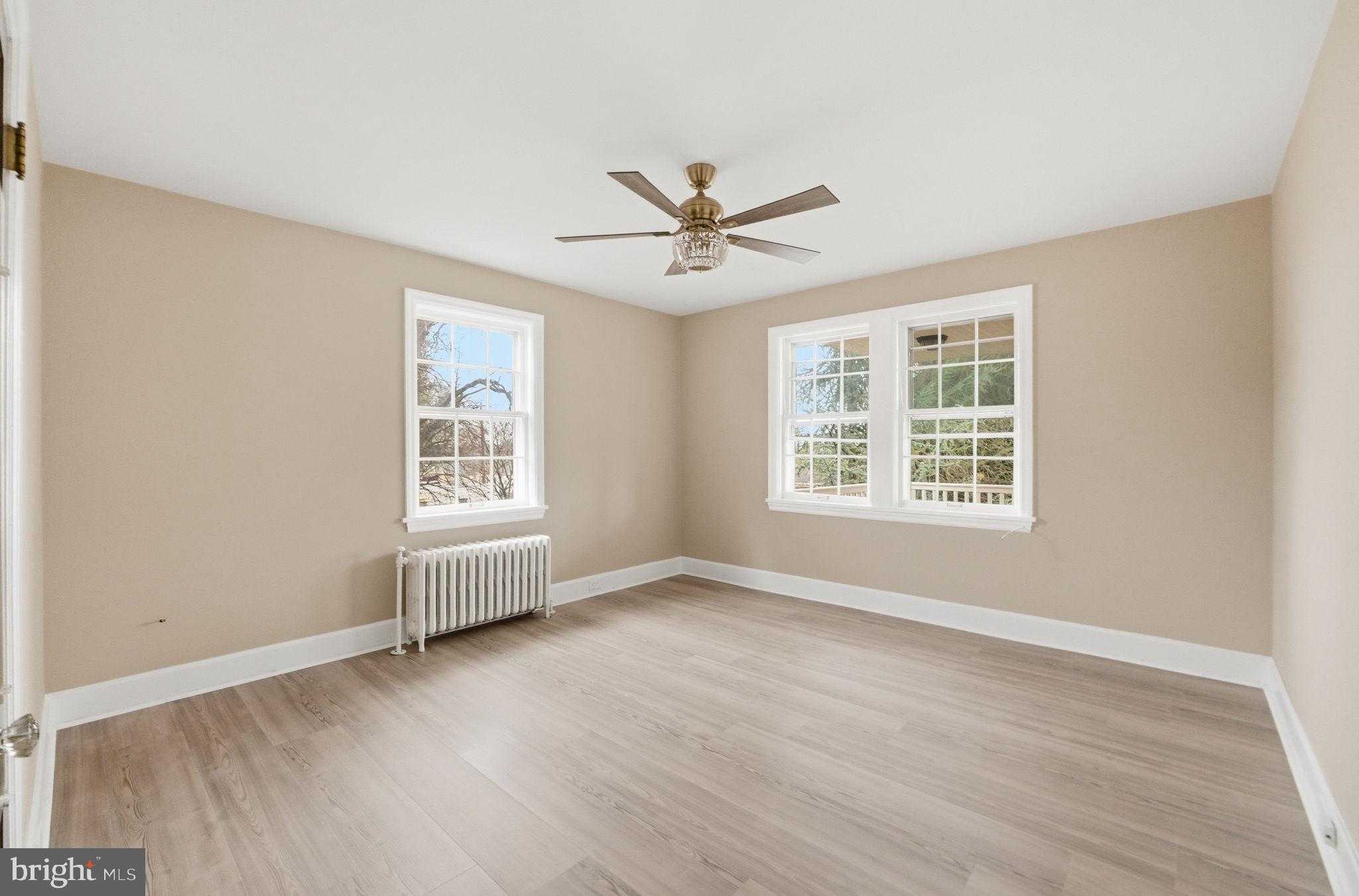 120 E Irvin Ave photo 43